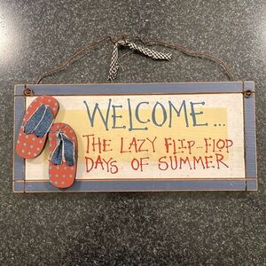 Fun Wooden Summer Welcome Sign
